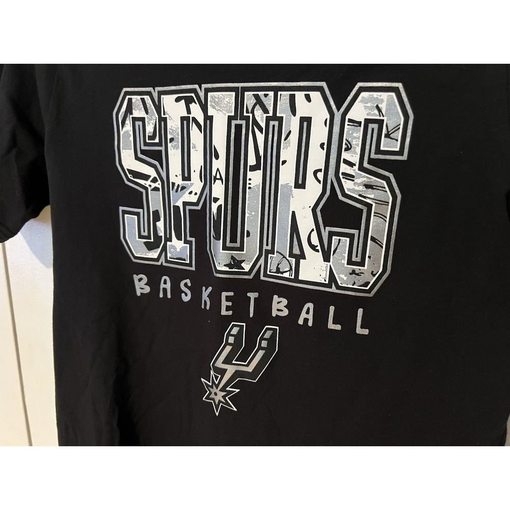 San Antonio Spurs NBA Youth Boys Black Short Sleeve Team T-Shirt Medium 10/12 - Picture 3 of 5